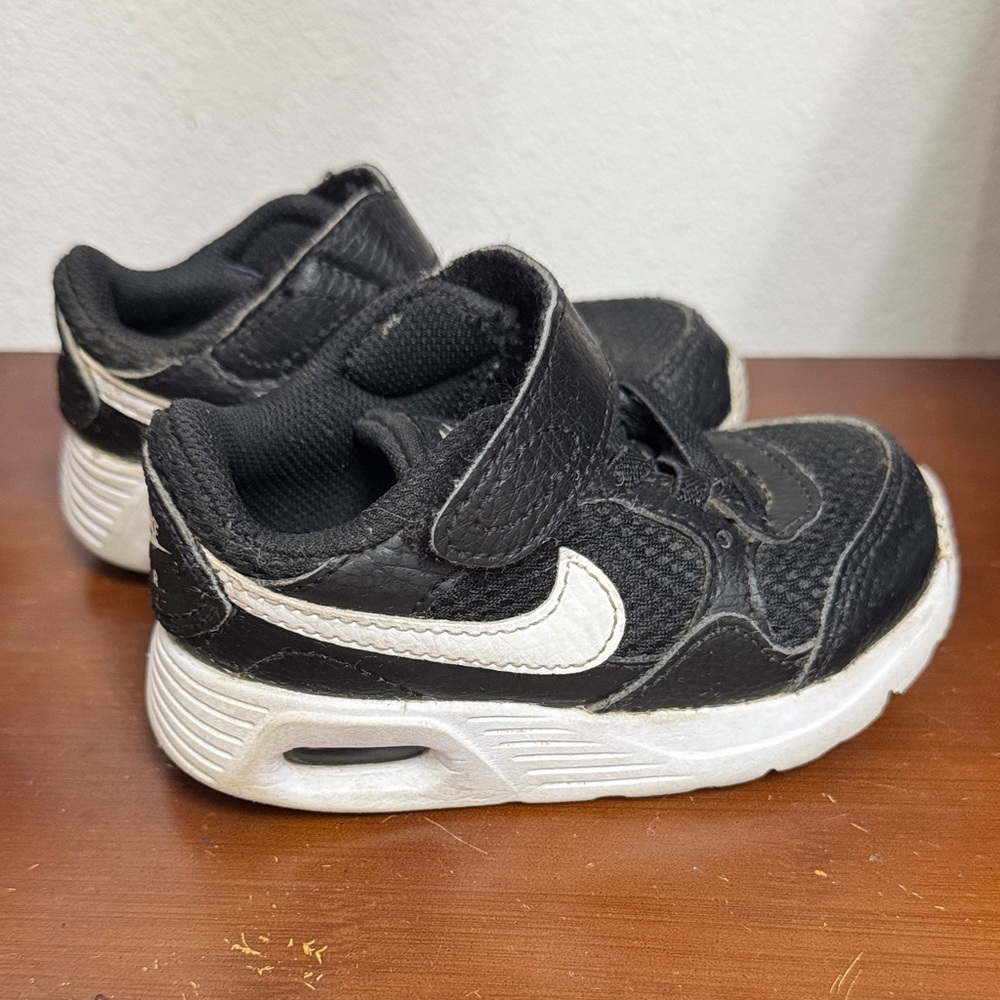 Nike Toddler Air Max SC Black and White Sneakers